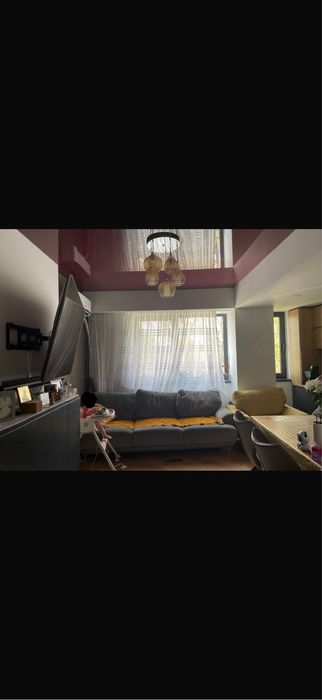 Inchiriez apartament 3 camere