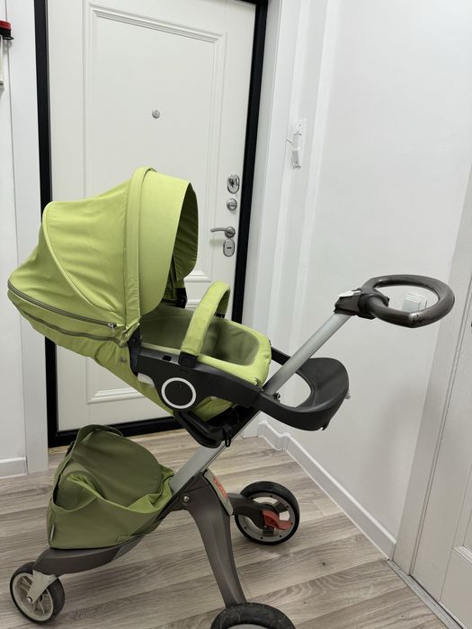 Подам детскую коляску stokke