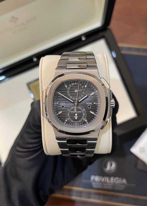 Patek Philippe Nautilus 5990