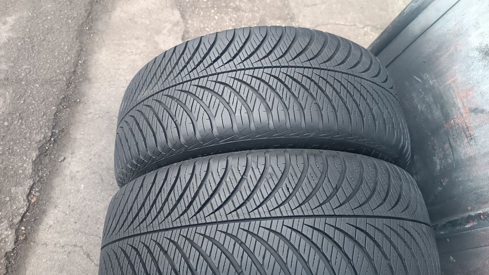 215/55/17 Goodyear Дот 0223