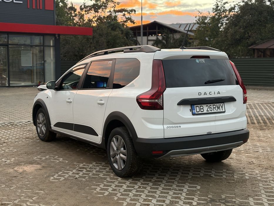 Dacia JOGGER  1.0 TCE 110CP , 80000KM usor avariat primul proprietar