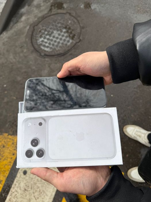 Айфон 17 про макс