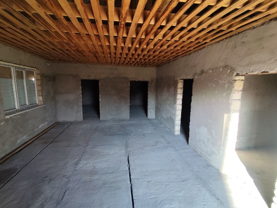 Бауйрластар 1 үй сатылады!