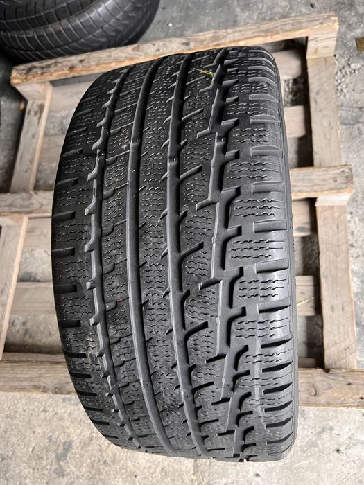 1 anvelopa iarna 245/40/17 , Kumho