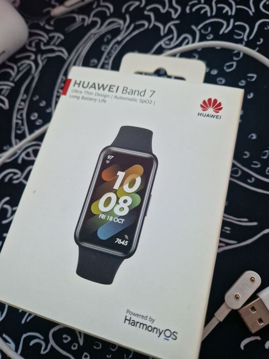Часы Huawei Band 7