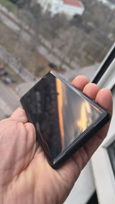 Sony  XZ2 Compact (H8324)-като нов