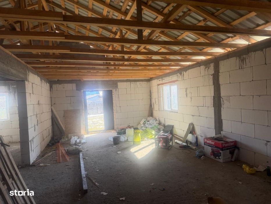 CASA parter, 90 mp utili , teren 560 mp , COSOVENI , POSIBILITATE RATE