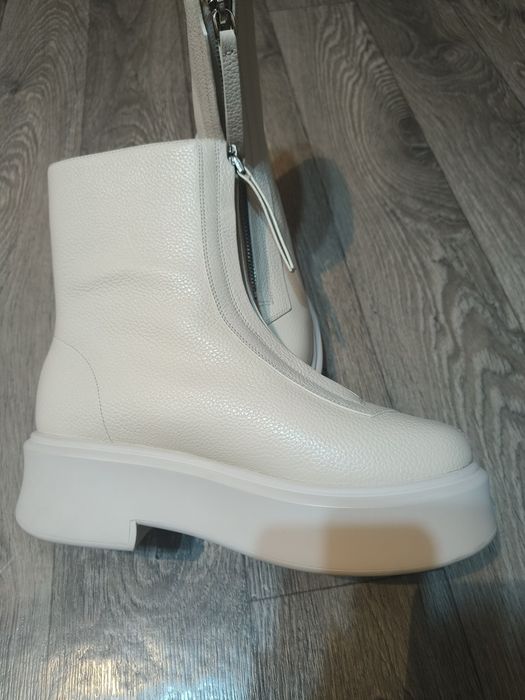 Ботинки The Row кожаные новые 38 р