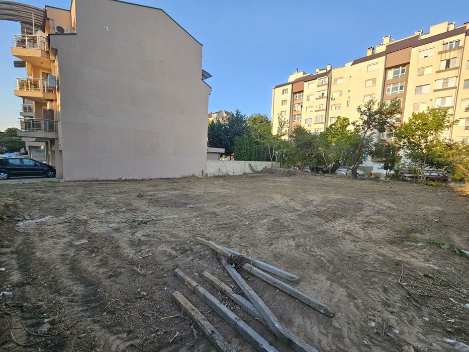Парцел за строеж на къща/сграда