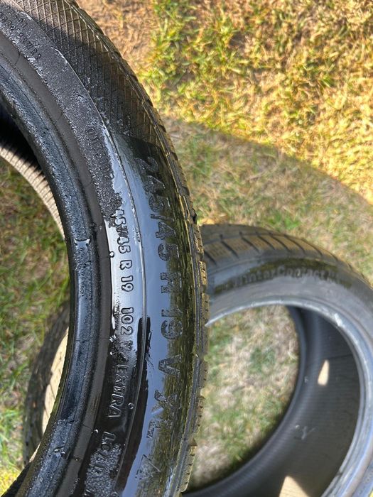 Set 2 anvelope de iarna Continental 245/45 R19