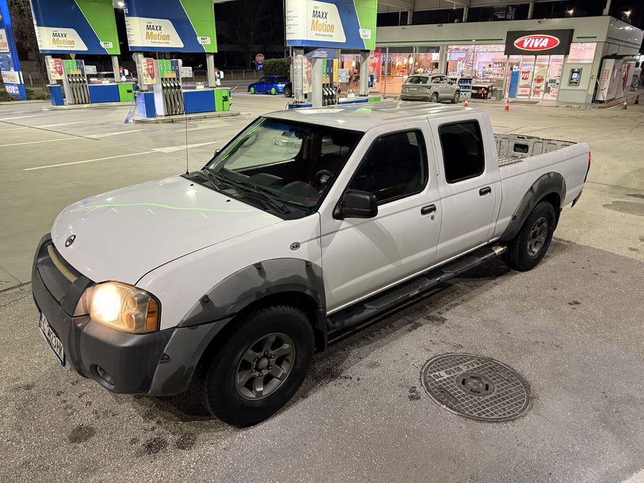 Джип Nissan фронтиер