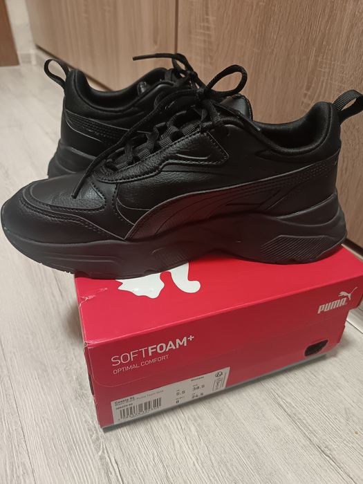 Дамски кожени маратонки PUMA размер 38,5