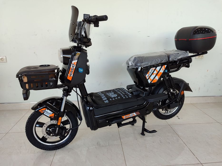 Srochna yangi skuter sotiladi ideal holatda elektro scuter