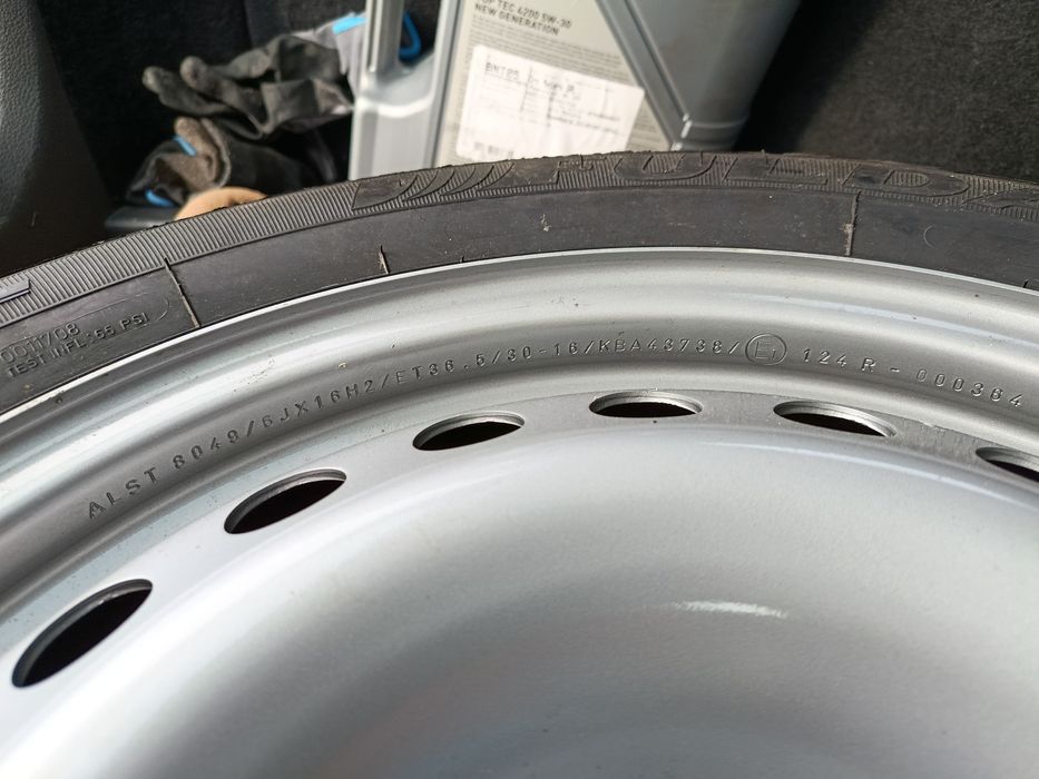 Cauciucuri,C-euri pe 16 noi cu jante noi nouțe