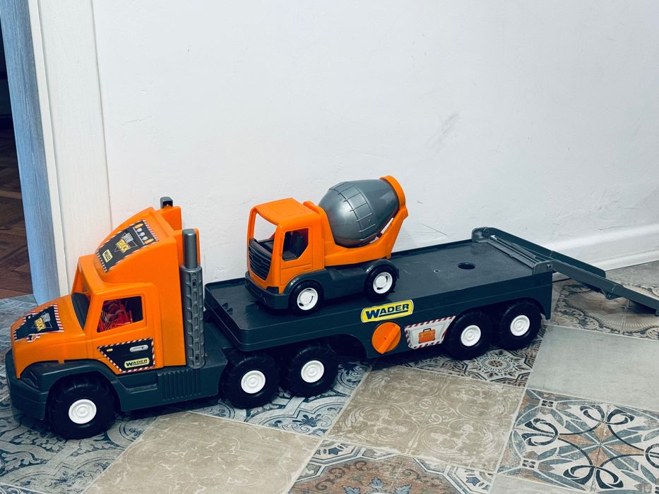 Детски камиони - играчки *Нова цена*