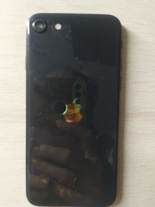 Iphone 8, продам,