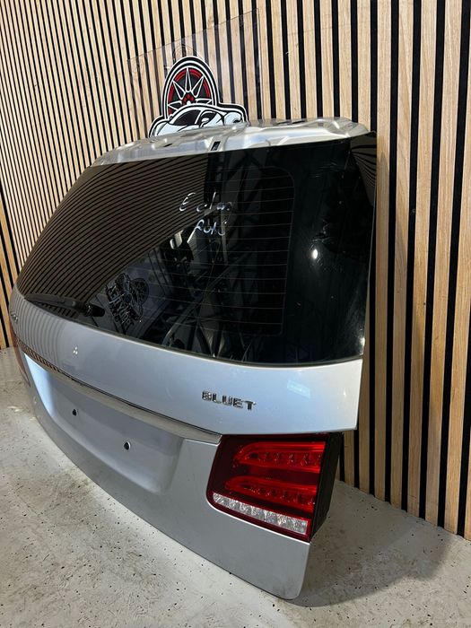 Haion cu luneta Mercedes E-class w212 facelift break / combi  vopsea originala