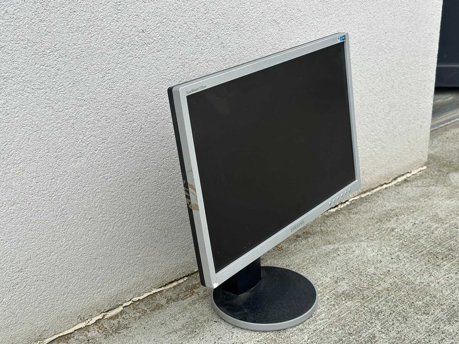 Monitor Samsung SyncMaster 225BW 22 inch