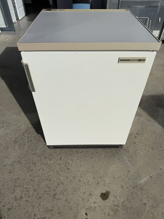 Малък фризер 4 чекмеджета Siemens