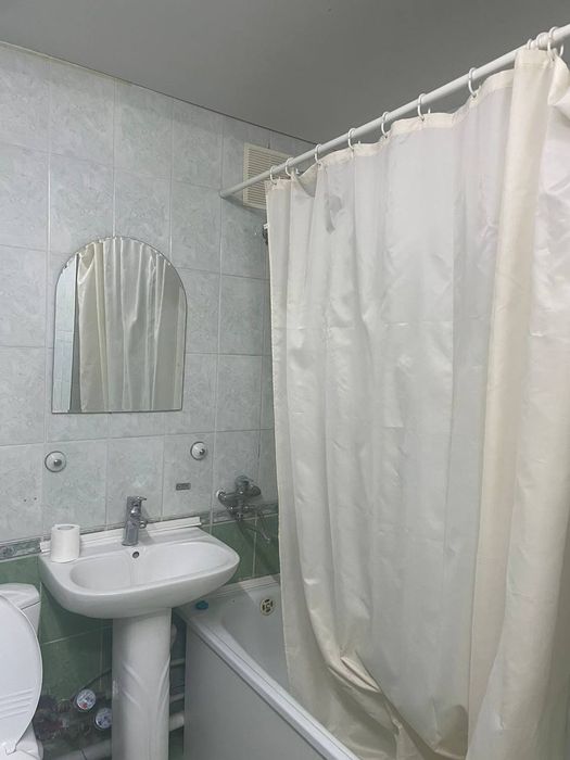 Беруни метро якин 2 хонали ижара