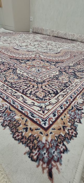 Продам ковер восточный Oriental 2,4х4(м)