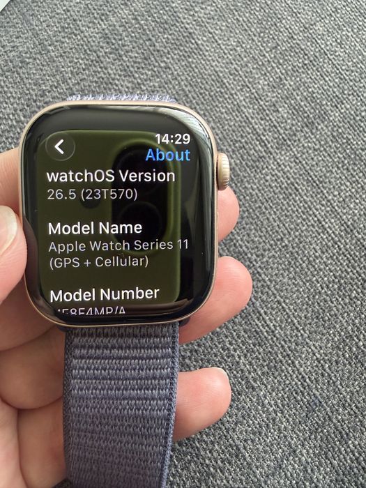Apple Watch 11 42mm Rose gold LTE