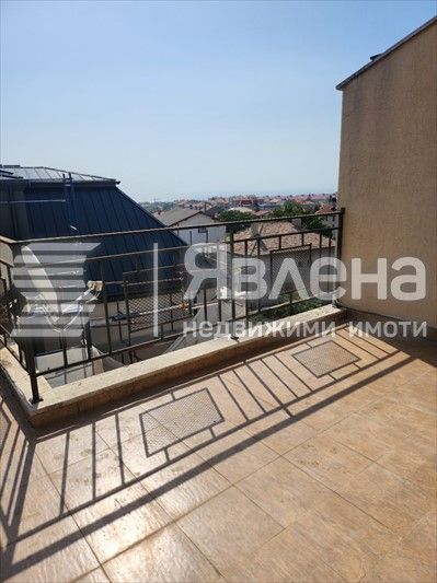 Продава се Тристаен апартамент в Варна, Виница - 120 кв.м за 1542 €/кв.м - Снимка #9