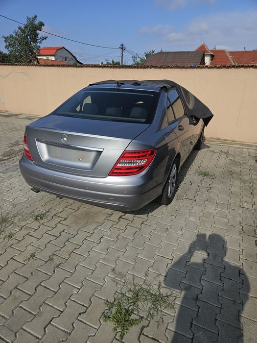 Mercedes c class ptr piese  motor caroserie  etc