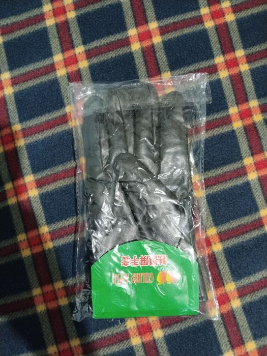 Перчатки сенсорные новые