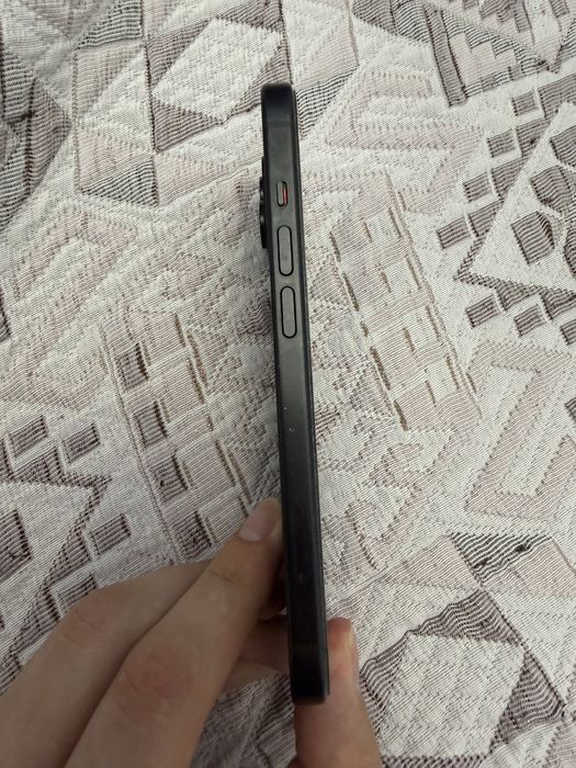 Iphone 15 128Gb в отличном состоянии