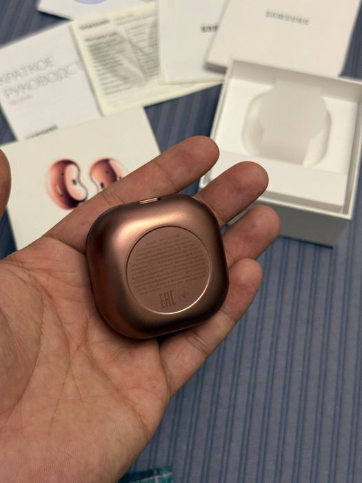 Samsung GALAXY Buds Live