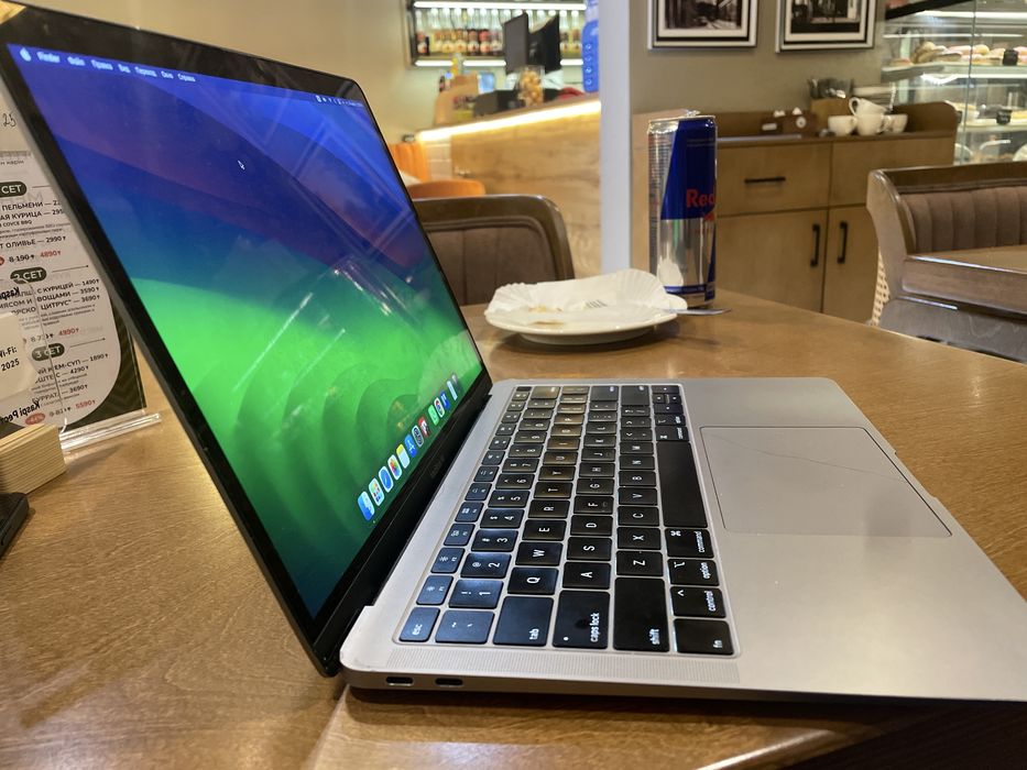 Macbook Air Retina, 13-inch, 2019