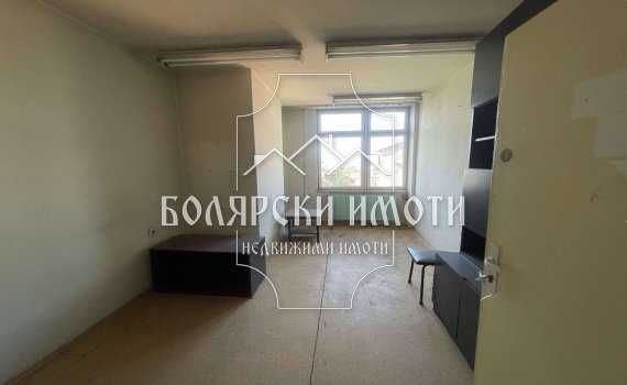 Продава се Офис в Велико Търново, Център - 433 кв.м за 539 €/кв.м - Снимка #3