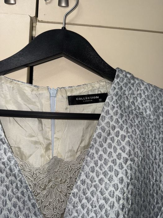Платье от Collection London