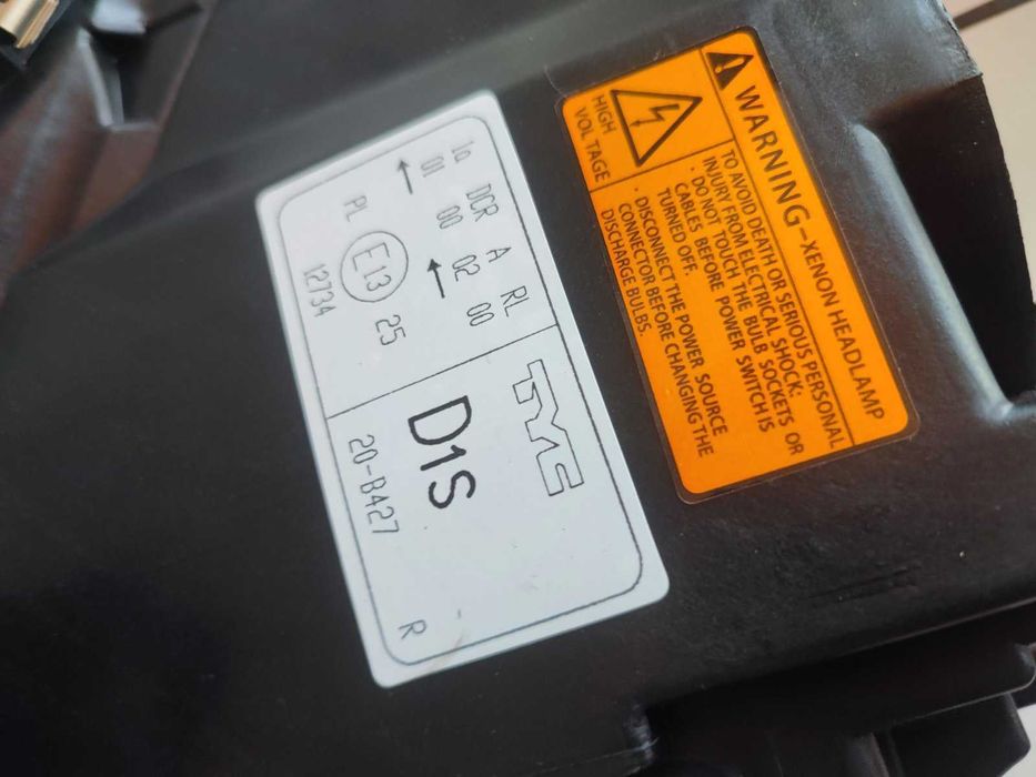 Фарове Ауди А4 Б7 Би Ксенон Нови  Audi A4 B7 Bi Xenon