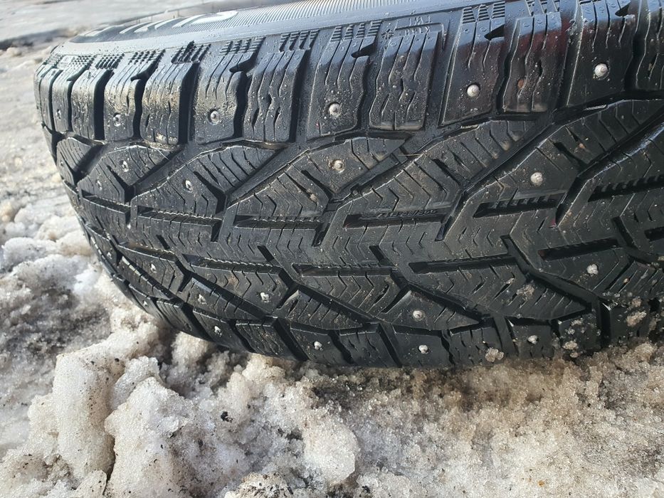 Зимние шины 225 65 r17