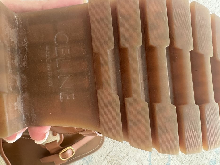 Оригинални сандали на Celine