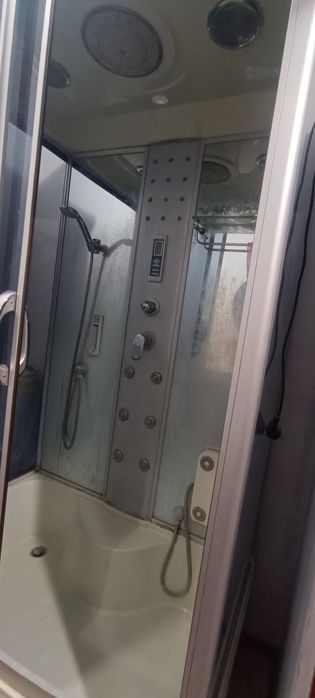 Продам душевую кабину