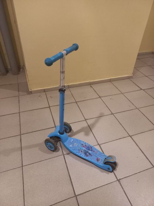 Продам самокат. Продам самокат.