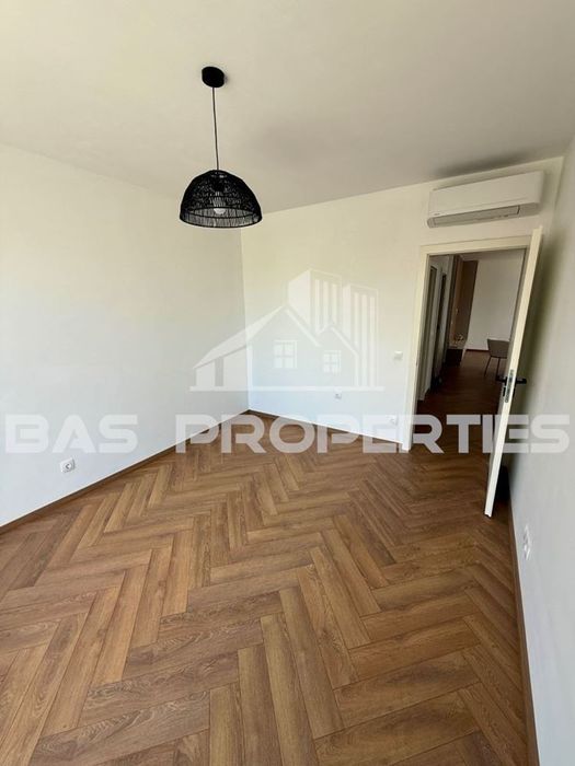 Продава се Тристаен апартамент в София, Витоша - 90 кв.м за 3478 €/кв.м - Снимка #7
