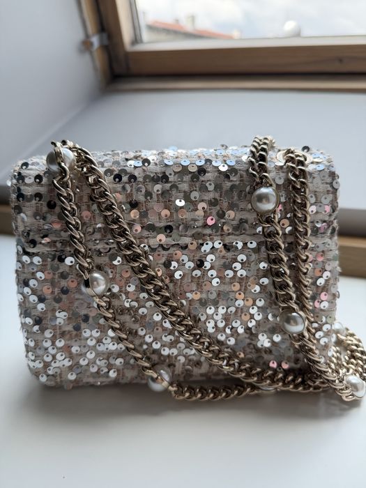Дамска чанта Guess