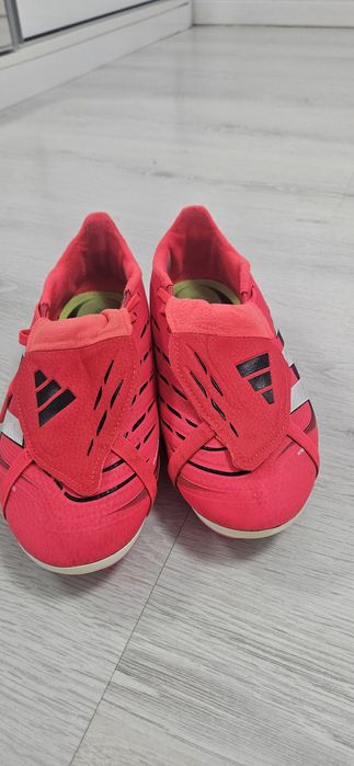 Vand Ghete fotbal copii Adidas