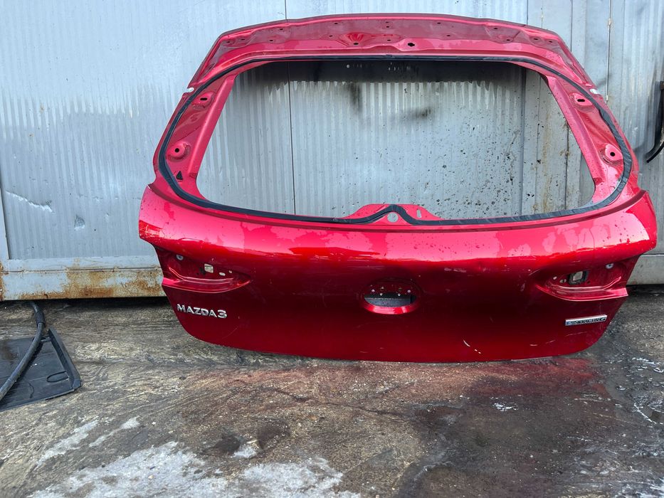 Капак/Багажник Mazda 3 19- hachback