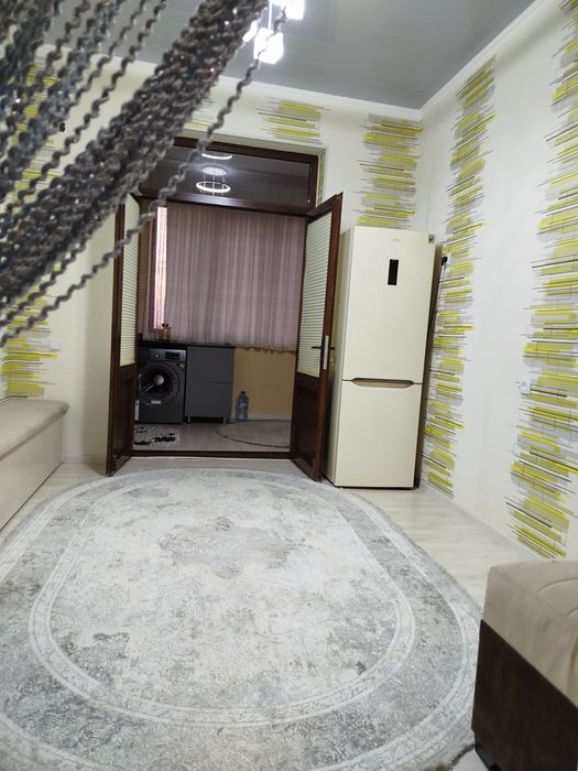 3 xona 4 xona qilingan 91 kv uy sotiladi