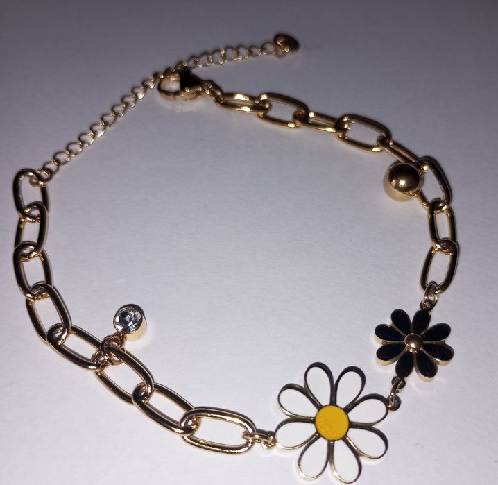 Bijuterii din otel inoxidabil