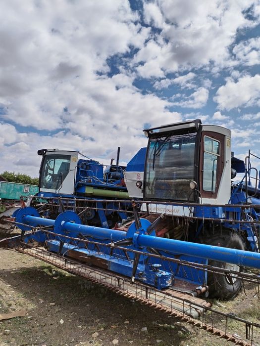 Продам камбаин 2008г