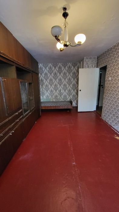 Продам 1к 20 мкр 3/5