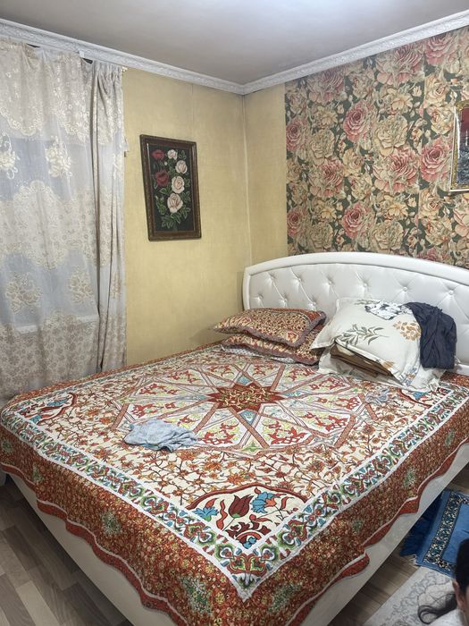 Продам спальный гарнитур