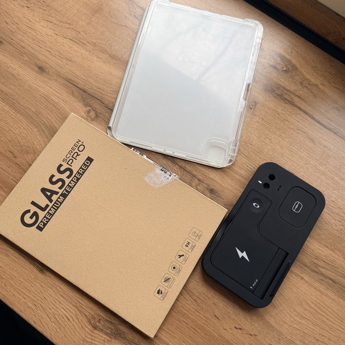 Продам ipad Pro 11' (на чипе М2, 256гб+бонусы)