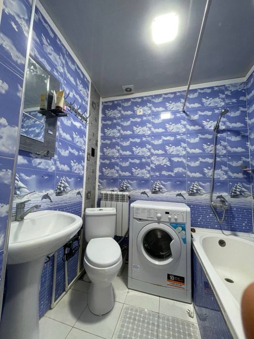 Жомбой туман 3 хонали 3 этажда 4 этажли янги уйларда квартира сотилади